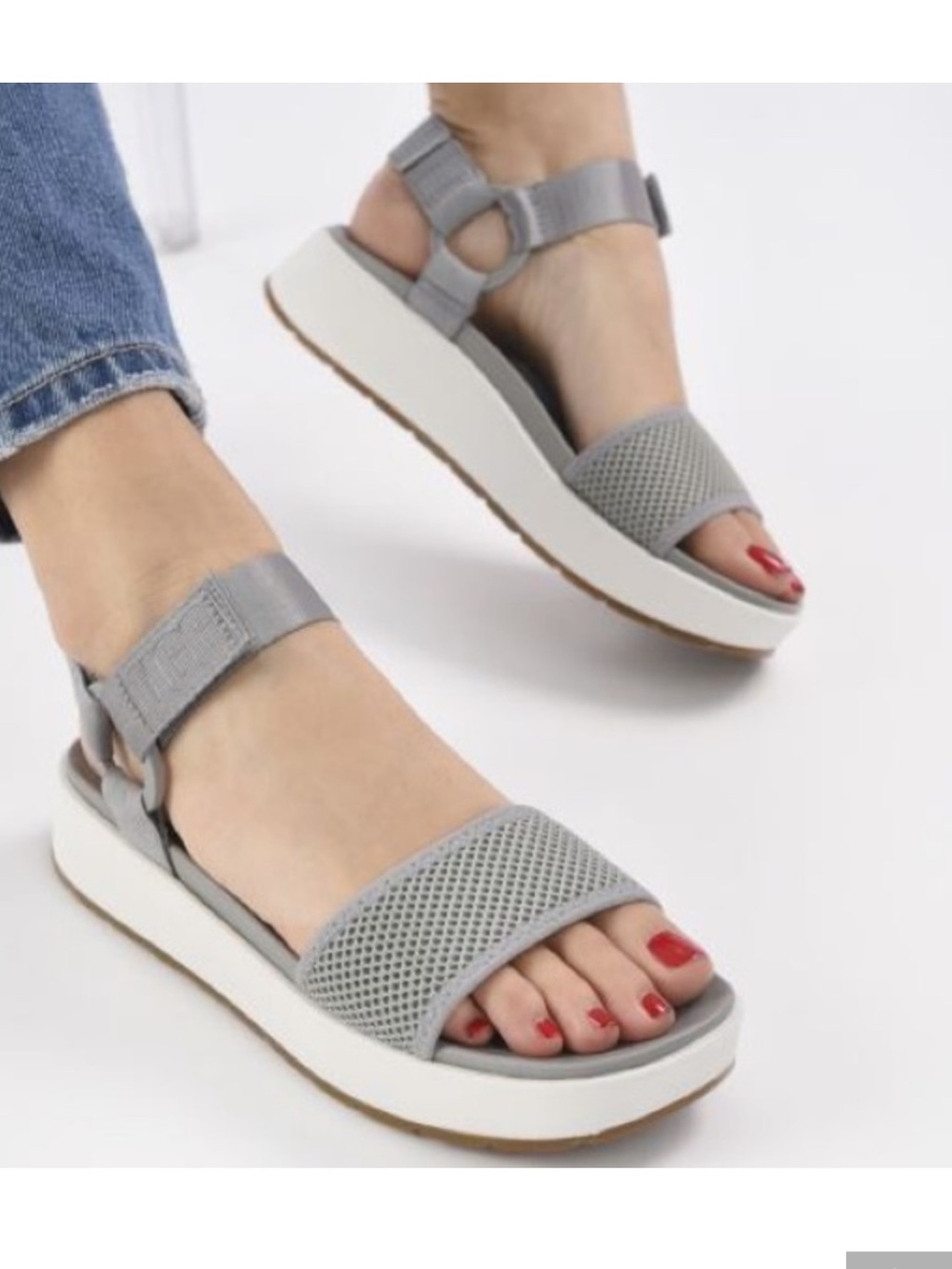 UGG Aissa Gray White Platform Mesh Leather Sandals Shoes Womens Size 8